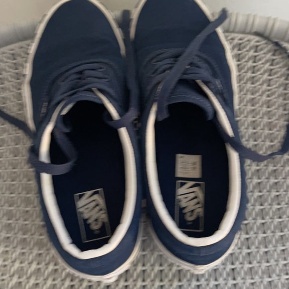 Vans shoes - Picture 6 of 6